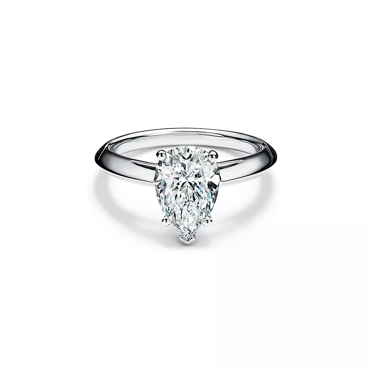 Pear-shaped Diamond Engagement Ring